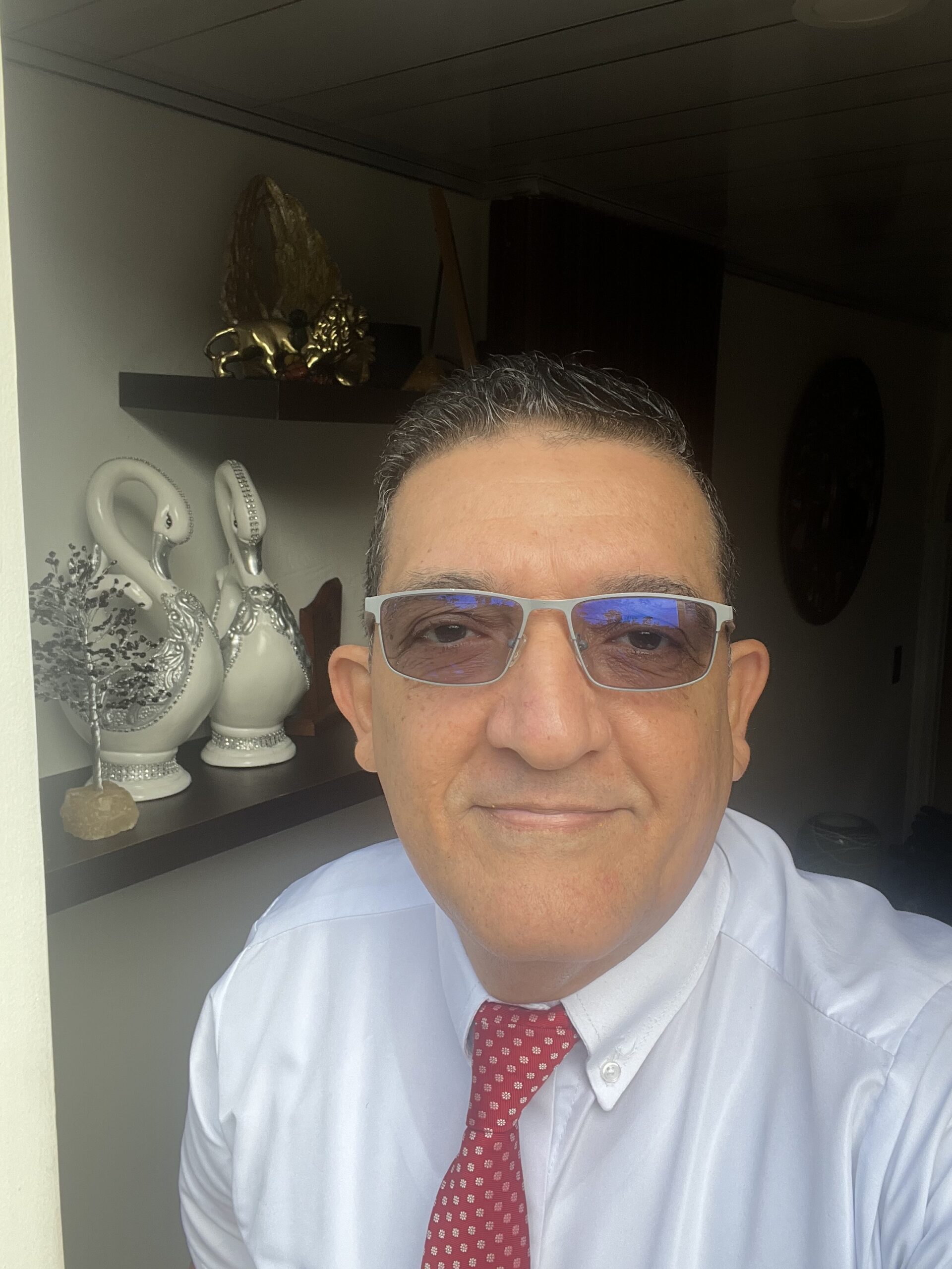 Edgar, fundador de CURE SOLUCIONES